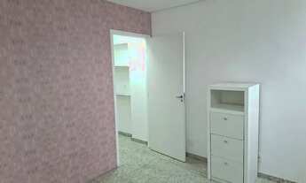Imagem 3: Excelente sala, 55 M2, Piso Granito, Amplo e Arejado