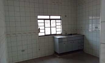 Imagem 3: Sobrado para venda tem 233 metros quadrados total