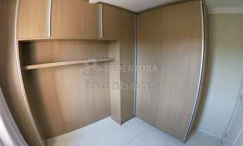 Imagem 3: Apartamento para Locação localizado Green Life II com armarios e sacada