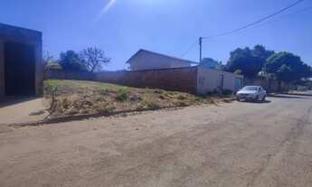 Imagem 2: LOTE COM 384m², BAIRRO ILDA, R$ 230 MIL