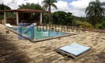 Imagem 6: Chácara Rural à Venda em Ibiúna (Estr. Ibiúna) 9 Quartos, Piscina e Churrasqueira