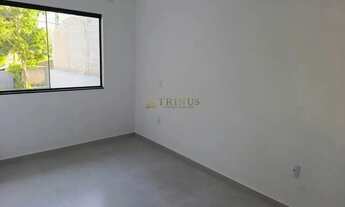 Imagem 6: Linda e moderna casa no bairro São Sebastião na parte de trás do Madri