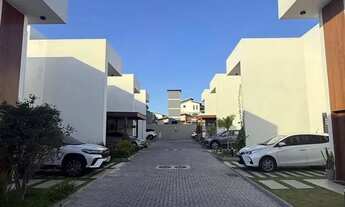 Imagem 7: Excelente casa na Priscila Dutra Buraquinho 4/4 para venda com Energia Solar