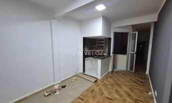 Imagem: Apartamento / Residencial / Glória