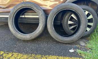 Imagem 3: Pneus seminovos, excelente estado