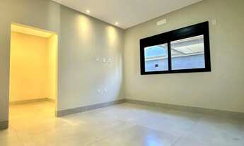 Imagem 7: Térrea para venda possui 175 metros quadrados com 3 suítes em Terras Alpha