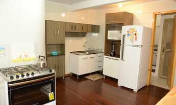 Imagem 3: Pensão para "moças", três minutos da Unifacvest, tratar com Salete Rossi