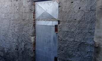 Imagem: Vende-se casa no bugio