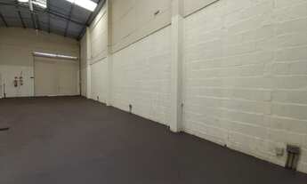 Imagem 2: Galpão/Depósito/Armazém para aluguel com 135 metros quadrados