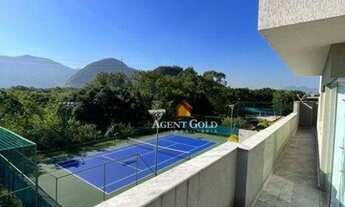 Imagem 4: Maravilhosa casa próxima do Clube, ótima localização com vista livre para o verde