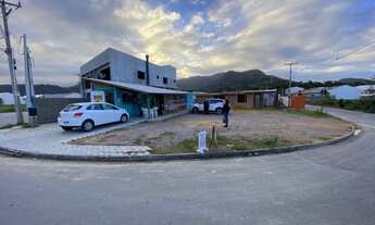 Imagem: Terreno com comércio no Vale Verde em Palhoça