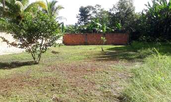 Imagem 4: Vendo um terreno na entrada do cannã