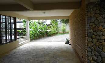 Imagem 4: Toque Toque Pequeno-Vista indevassável para o mar-5 dormitórios