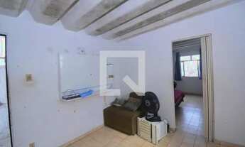 Imagem 2: Casa para Aluguel - Irajá, 1 Quarto, 29 m2