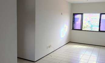 Imagem 4: Apartamento com 110m2, 03 suítes, 02 vagas, armários, próximo ao colégio Farias Brito