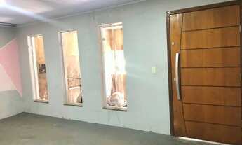 Imagem 3: Casa em frente ao parque formosa