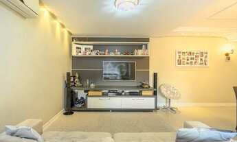 Imagem 3: EXCELENTE APARTAMENTO COM 3 DORMITÓRIOS, 1 SUÍTE E 1 VAGA DE GARAGEM ESCRITURADA COBERTA