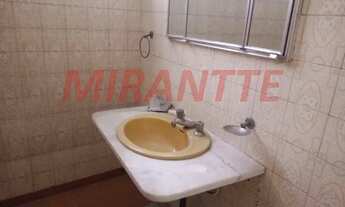 Imagem 6: O sobrado está localizado no bairro Vila Bandeirantes possui 147 metros quadrados com 3 qu