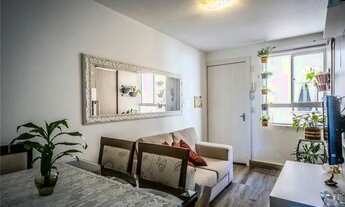 Imagem 2: Apartamento com 2 Dormitorio(s) localizado(a) no bairro RUBEM BERTA em Porto Alegre / Re