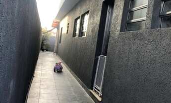 Imagem 4: LINDA CASA TERREA NO CENTRO DE ARUJÁ ! A VENDA OU LOCAÇÃO CONFIRA!