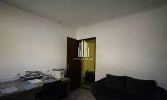 Imagem 2: CASA RESIDENCIAL DE 200M² POSSUINDO 2 DORMITÓRIOS, 2 BANHEIROS E 4 VAGAS Á VENDA NA VILA