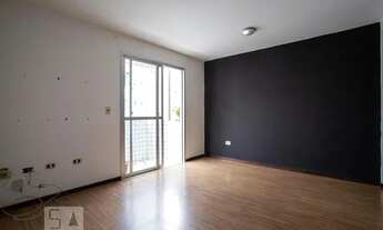 Imagem 2: Apartamento para Aluguel - Cabral, 3 Quartos, 65 m2