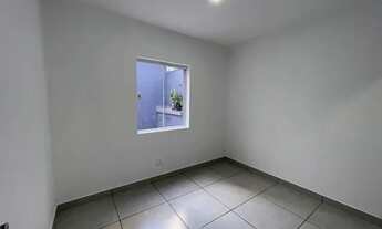 Imagem 4: Casa à venda na Vila Alexandria com 214m² com 3 dormitórios sendo 1 suíte e 2 vagas de gar