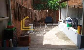 Imagem 7: Casa para venda com 312 m² e 2 quartos em Vila Camargo, Bauru - SP