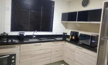 Imagem 5: Sobrado p 7 Rua Mais Iluminada do Brasil Curitiba