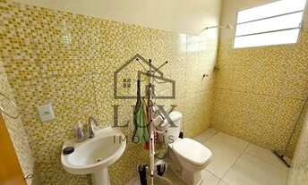 Imagem 4: Marina Rio Belo / 2 suíte / 700m² de terreno / quintal amplo / SOMENTE A VISTA