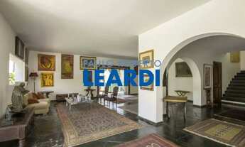 Imagem: CASA ASSOBRADADA - REAL PARQUE - SP