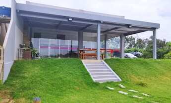 Imagem 2: Chácara a 9km de Rio Verde - GO à venda com churrasqueira, piscina e espaço extremamente a