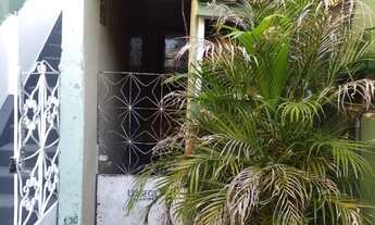 Imagem 2: Comercial em frente ao Shopping Bangu