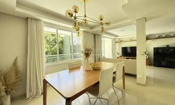 Imagem: Casa com Quintal, Churrasqueira e Ático