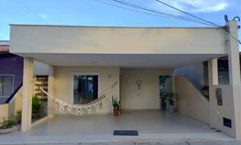 Imagem 7: Casa mobiliada no Condomínio Ilha Bela no Papagaio, disponível para aluguel