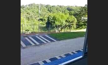 Imagem 7: Apartamento com vista verde em condomínio tranquilo