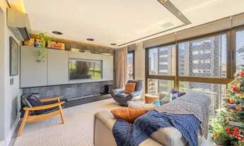 Imagem: Apartamento com 3 quartos e 2 vagas em Petrópolis