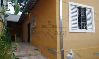 Imagem 7: Casa - Jardim Ismênia - 6 Dormitórios - 210m²