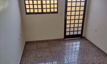 Imagem 7: Excelente entorno comercial e lazer