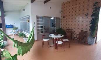 Imagem 2: Térrea para venda com 127 metros quadrados com 3 quartos em Vila Suarao - Itanhaém - SP