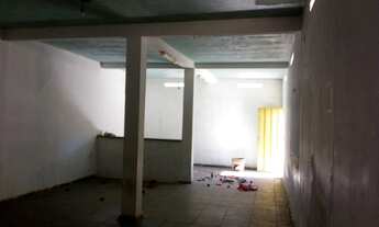 Imagem 2: Vendo casa com ponto comercial na frente!