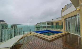 Imagem 7: Cobertura para venda possui 900 metros quadrados com 4 quartos