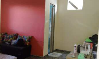 Imagem 4: Vendo ou troco Casa com 2 dormitórios