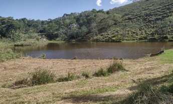 Imagem 4: Terreno bem localizado em Igaratá