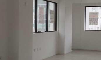 Imagem 2: Sala Comercial para Venda em Florianópolis, Centro, 1 banheiro, 1 vaga
