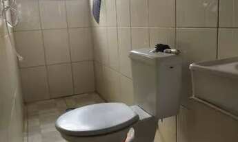 Imagem: Casa 4 cômodos e uma Garagem