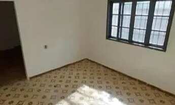 Imagem 2: VENDO CASA EM SANTA MÔNICA