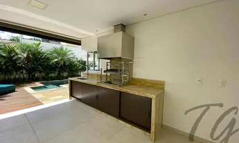 Imagem 3: Casa para venda localizada no condomínio Mont Blanc