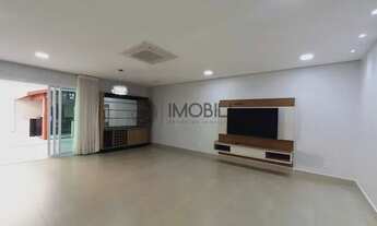 Imagem 5: Casa à venda com três suítes no condomínio Dona Lucilla na cidade de Indaiatuba