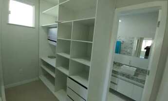 Imagem 3: Casa de Alto Padrão na Aruana: 5 quartos, 4 suítes, posição Leste - Confira!